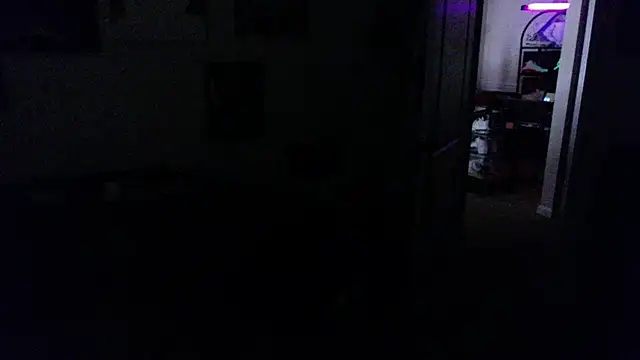 Онлайн чат XXX Triggerhappycj100