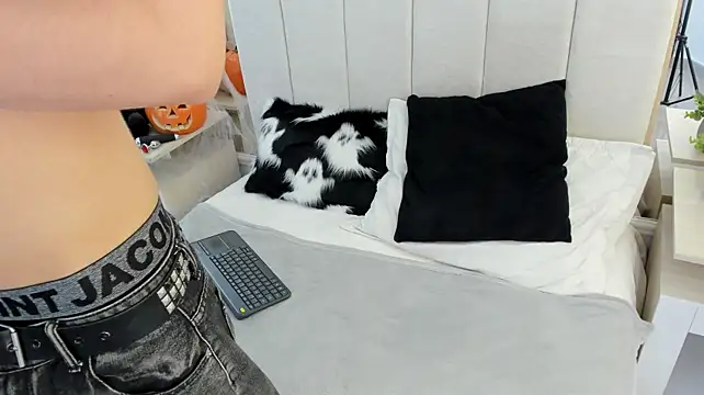 XXX chat uživo modela Alan__brook