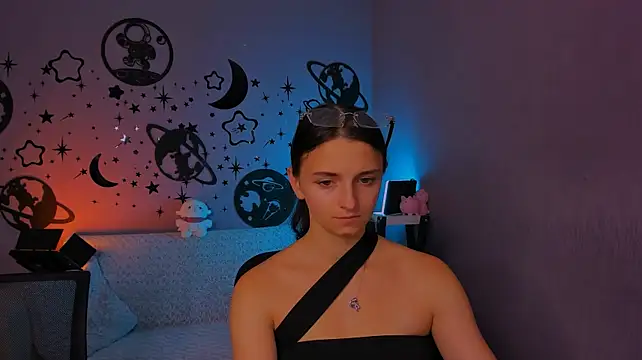 bella_dorn's Live XXX Chat