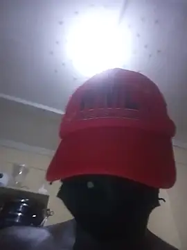 Chat +18 de Colonixhotcouple ao vivo