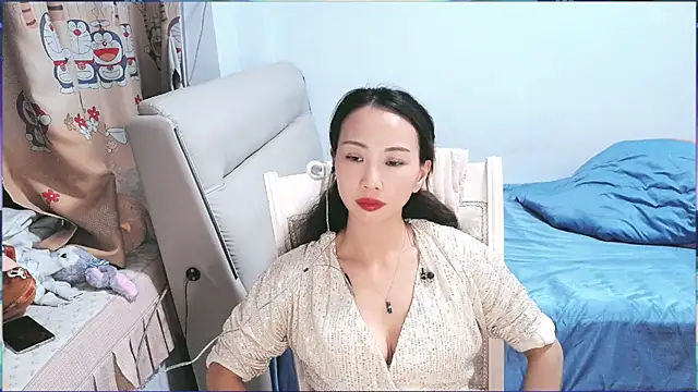Q-Lisa 라이브 XXX 채팅