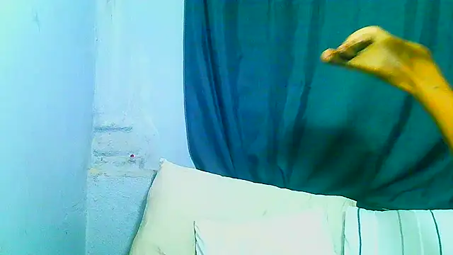 freaky_naughty 现场XXX聊天