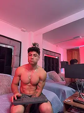  צ'אט XXX בשידור חי של MR_MUSCLE
