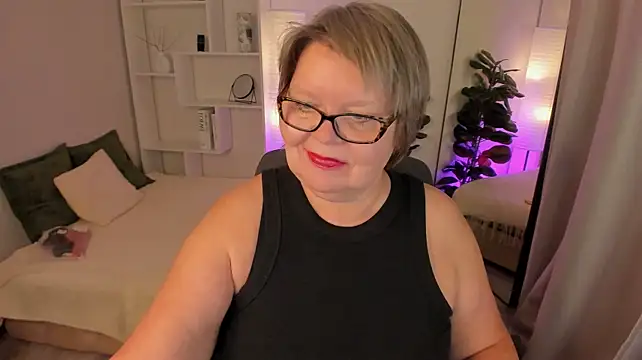 Shannonshine live XXX chat