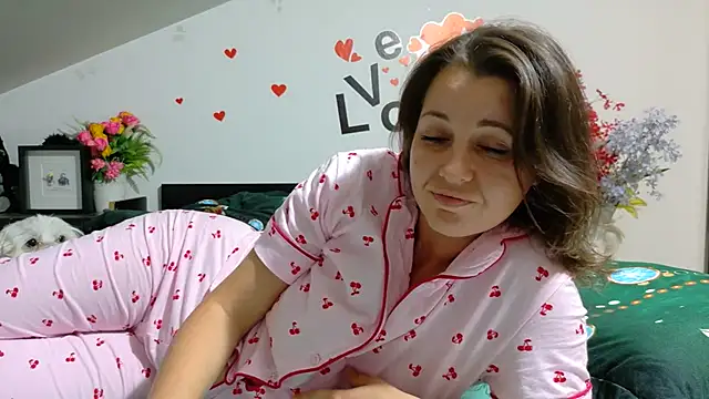 Chatroom XXX en direct de SweetMaddy888
