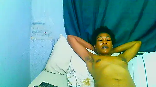 freaky_naughty Chat XXX in diretta