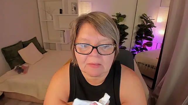 Shannonshine's Live XXX Chat
