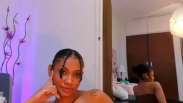 Chatroom XXX en direct de kamii_arias