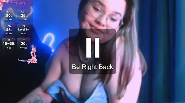 Chatroom XXX en direct de InLoveWithLife26