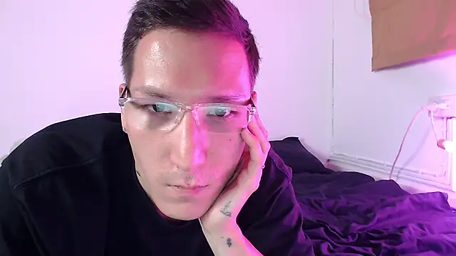 Chatroom XXX en direct de TedTewes