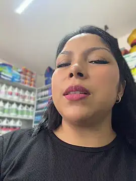 ISABELLA__LUNA XXX чат на живо