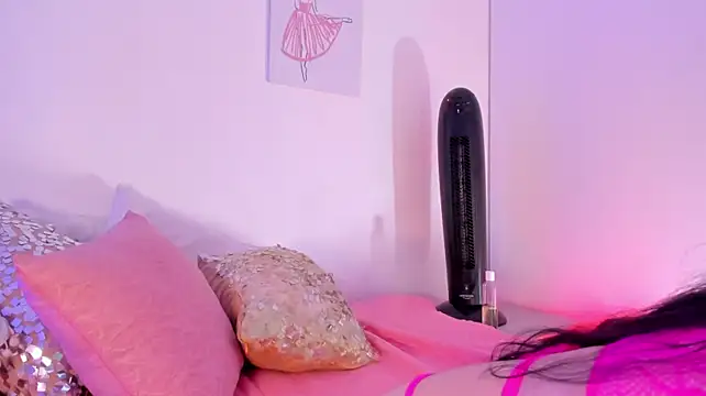 IsabellaGrace_'s Live XXX Chat