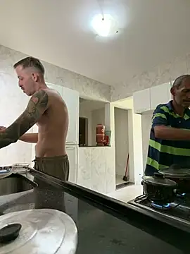 XXX chat uživo modela MeladoDiMel