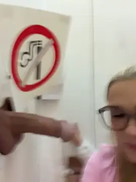 Nicoleevien: απευθείας συνομιλία ΧΧΧ