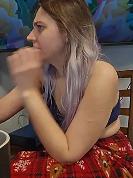 ScarletsWeb XXX чат на живо