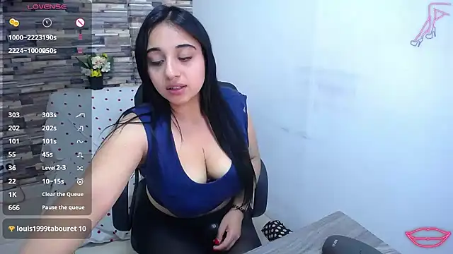 miaboobss' Live XXX Chat