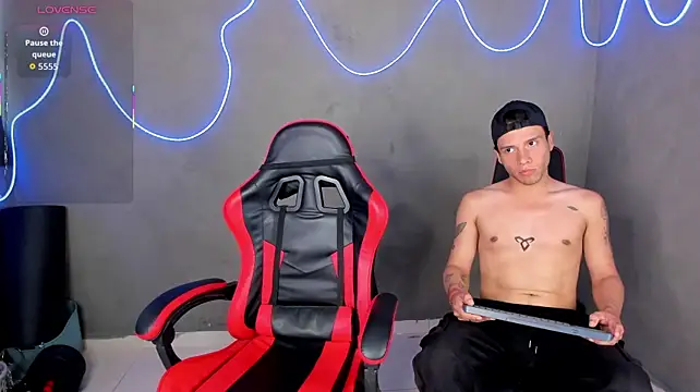 exotic_pleasure_'s Live XXX Chat