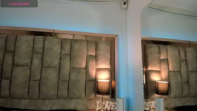 XXX chat uživo modela Titan_Moreno_
