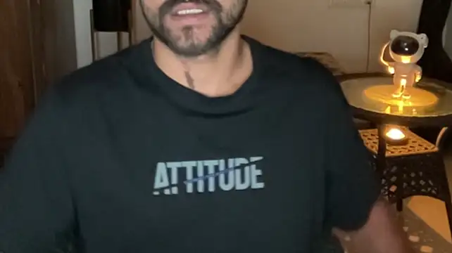 Mr_Raje Adlı Modelin Canlı XXX Sohbeti