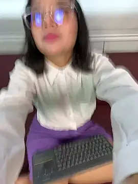 YumiGummy's Live XXX Chat
