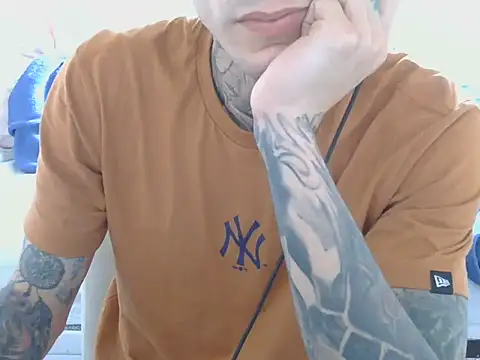 แชท XXX สดของ smokingink