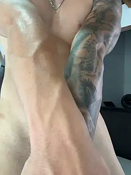 Chatroom XXX en direct de Alexander_ferre