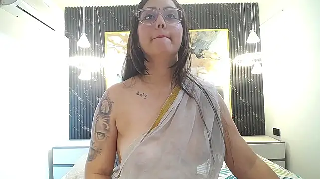 taahiira Live XXX-Chat