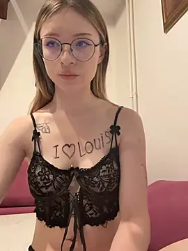 Chat XXX en directo de elliupp