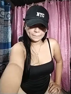 xxseducemaexx 现场XXX聊天