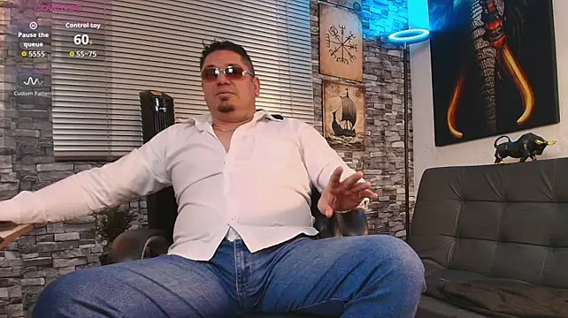 Dante_Bellini Chat XXX live