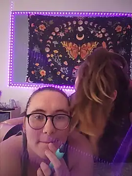 AndHerXO Live XXX-chat