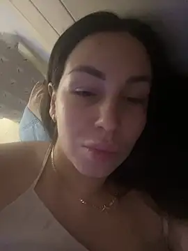 AvisFlowers' Live XXX Chat
