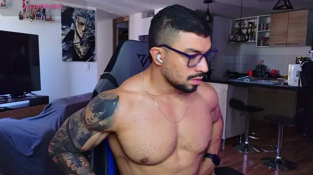 XXX chat uživo modela Michael_Diamond