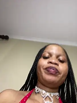Chat XXX en directo de TrishaXo2