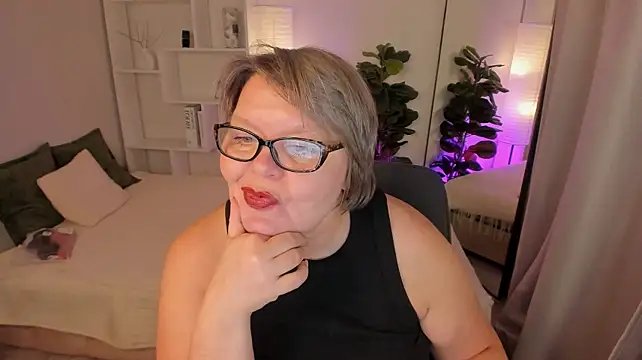 Shannonshine's Live XXX Chat