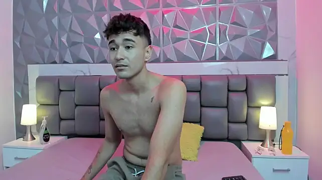 Chat XXX ao vivo de KathyAiden