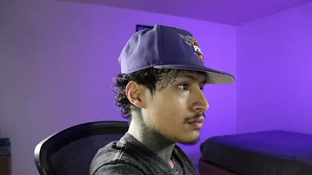 trieone Live XXX-Chat