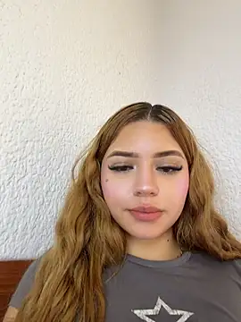 Chat XXX Live ChloeCollins__