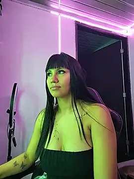 XXX chat uživo modela Hellen45