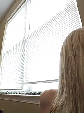 Chat XXX en directo de AmethystFoxx