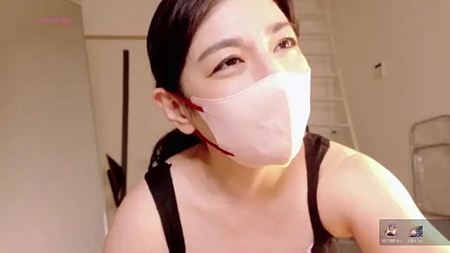 Rin-A-Rise live XXX chat