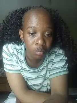petite-babe live XXX chat