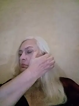 Julia20X Chat XXX live