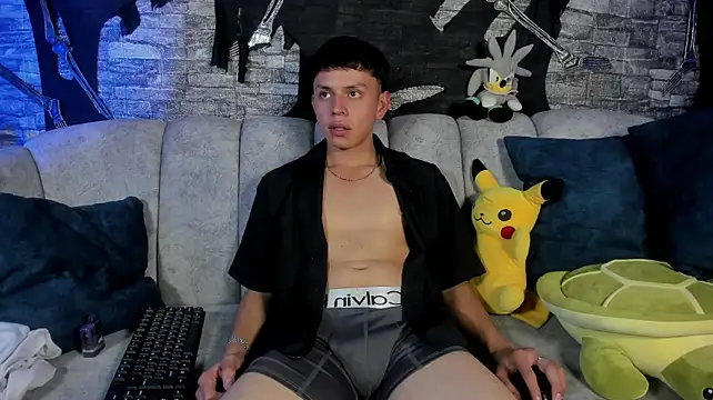 ryanmilk_ élő XXX-chatje