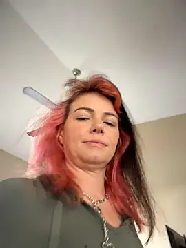 Chat XXX ao vivo de MarlaFknSinger
