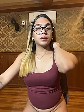 Chat XXX en directo de alcyone_hilton