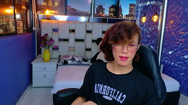 Chatroom XXX en direct de Jav_Frank