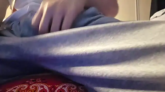 016giy webcam show