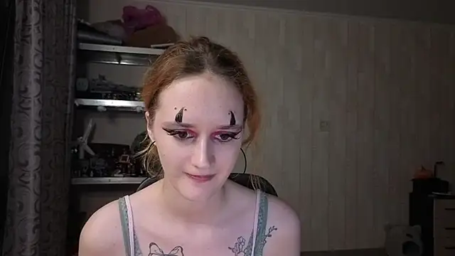 Chat XXX en directo de AliceSin_