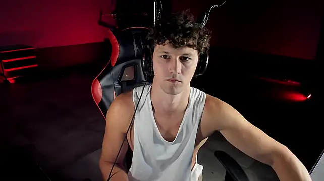 dirty-boss live XXX chat